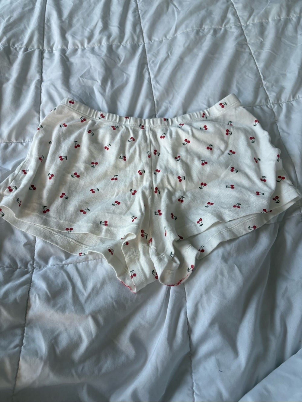 Brandy Melville Cream Cherry-Print Sleep set - Picture 7 of 9